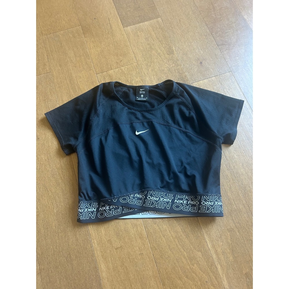 Nike Pro Dri-FIT Womens Black Mesh Crop Top Short Sleeve Training Shirt Medium